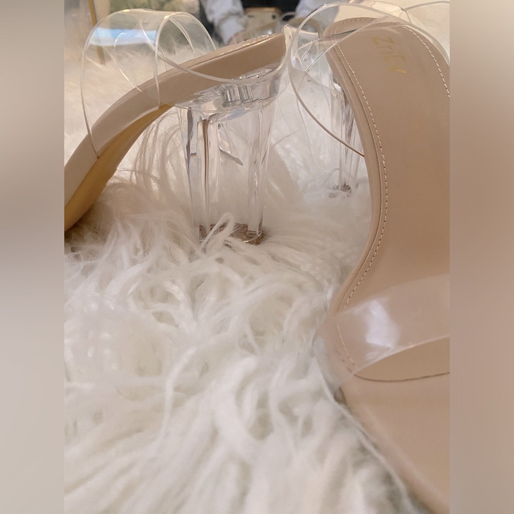 Clear Block Heels - Picture 7 of 7